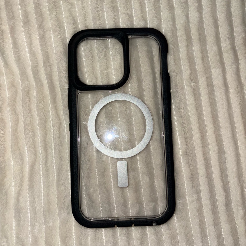 Black and Clear Phone Case with MagSafe